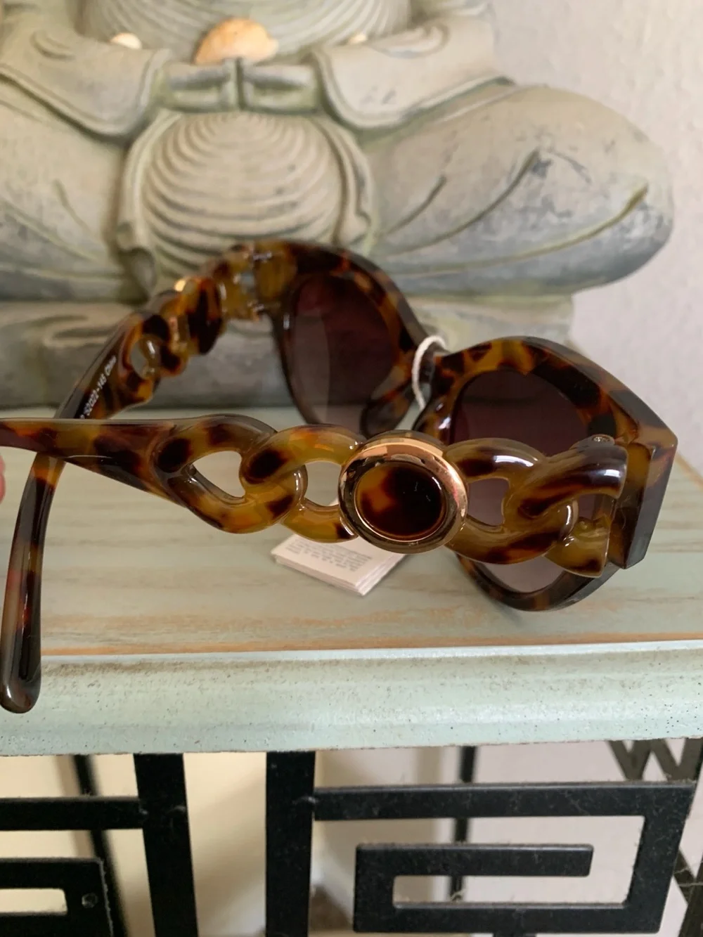 Source Unknown Tortoiseshell Sunglasses with Brown Lenses